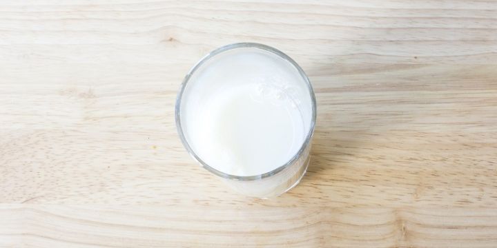 Sugars in milk come directly from the cow?